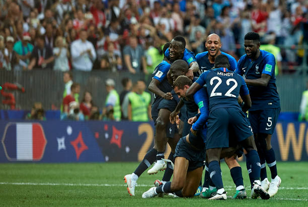 與新生代的 與新生代的