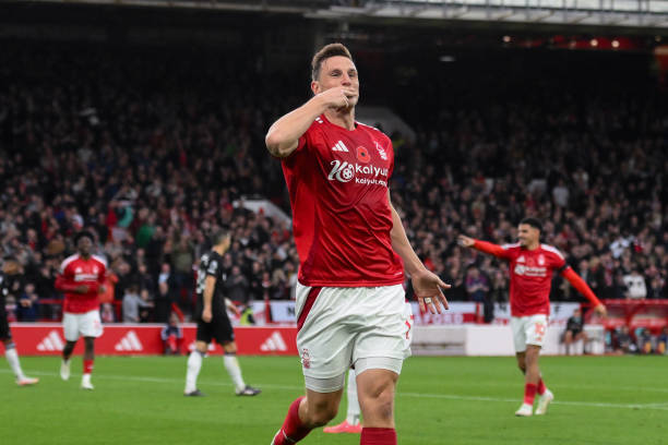 更加坚定和 更加坚定和